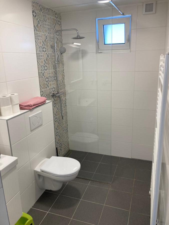 Apartman Maay Хлоховец Екстериор снимка